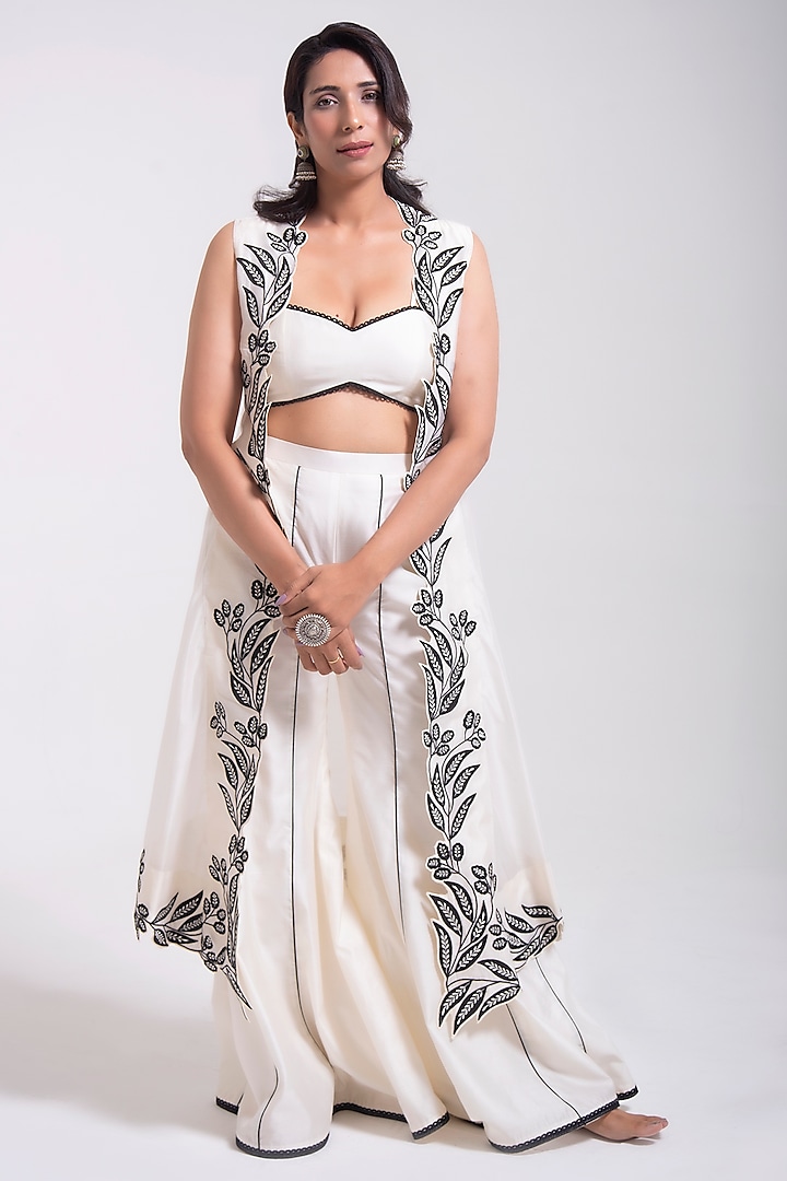 Porcelain White Chanderi Silk Applique Embroidered Cape Set by Kushani at Pernia's Pop Up Shop