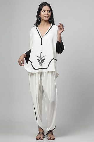 Porcelain White Chanderi Silk Applique Embroidered Co-Ord Set by Kushani