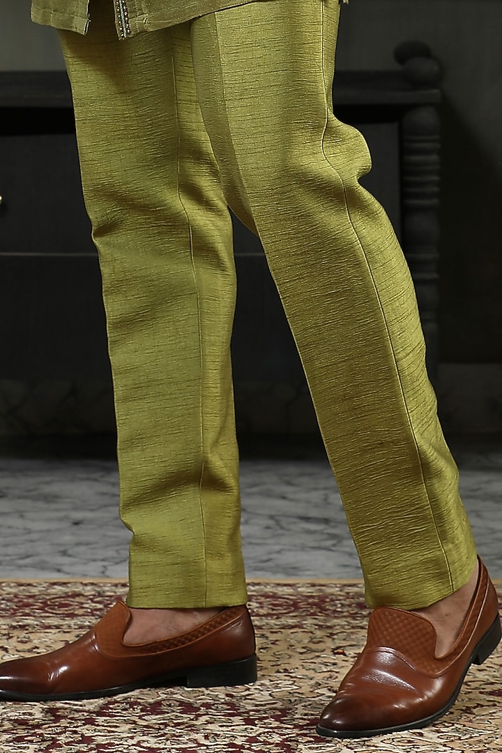 Green Raw Silk Hand Embroidered Indo Western Set by Kudrat Couture at Pernia's Pop Up Shop