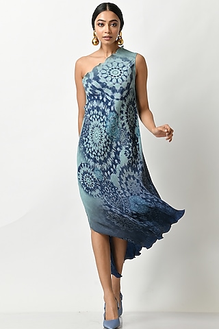 Buy Cotton Batik Dresses for Women Online from India's Luxury Designers 2026
