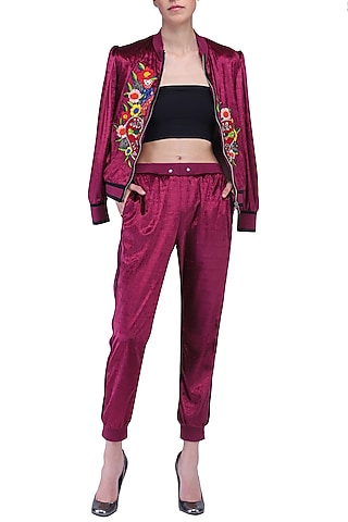 Maroon jogger pants by KUKOON