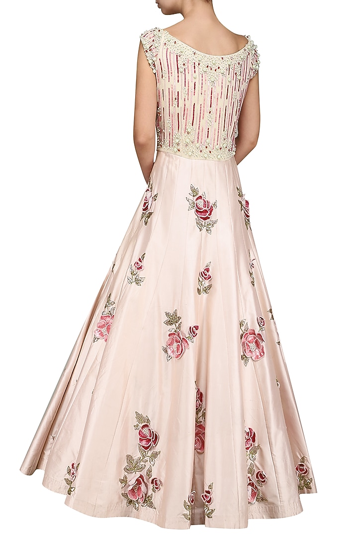 Light pink embroidered gown available only at Pernia's Pop Up Shop.