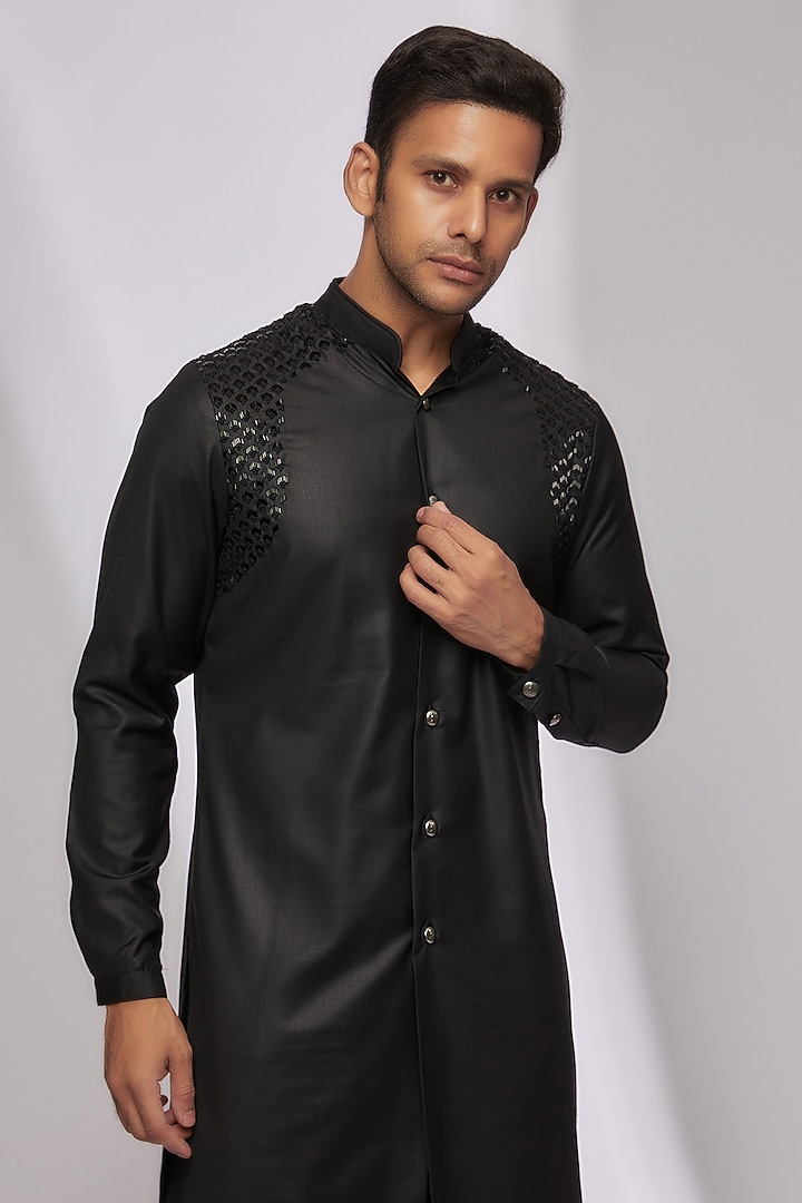 Black Suiting Hand Embroidered Kurta by Kunal Rawal at Pernia's Pop Up Shop