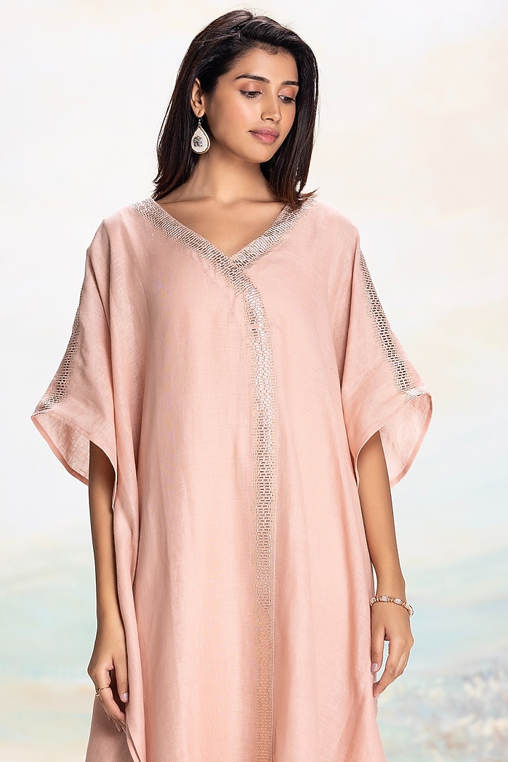 Dusty Rose Linen Embellished Kaftan by Kaveri at Pernia's Pop Up Shop