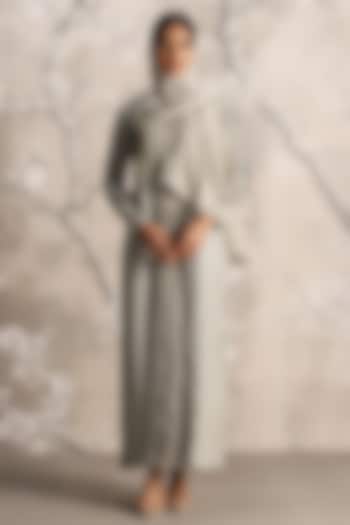 Fern Green Linen Floral Printed Abaya Jacket With Vacation Dress by Kaveri at Pernia's Pop Up Shop