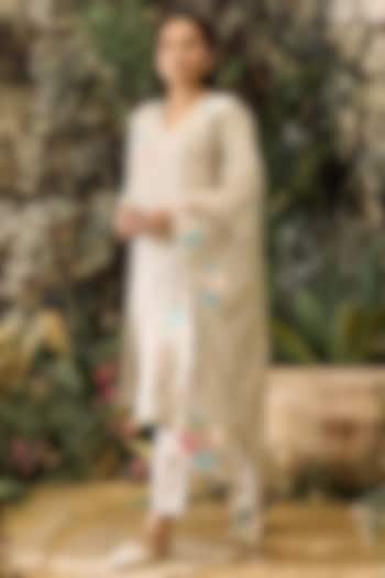 Natural Linen Floral Embroidered Kurta Set by Kaveri at Pernia's Pop Up Shop