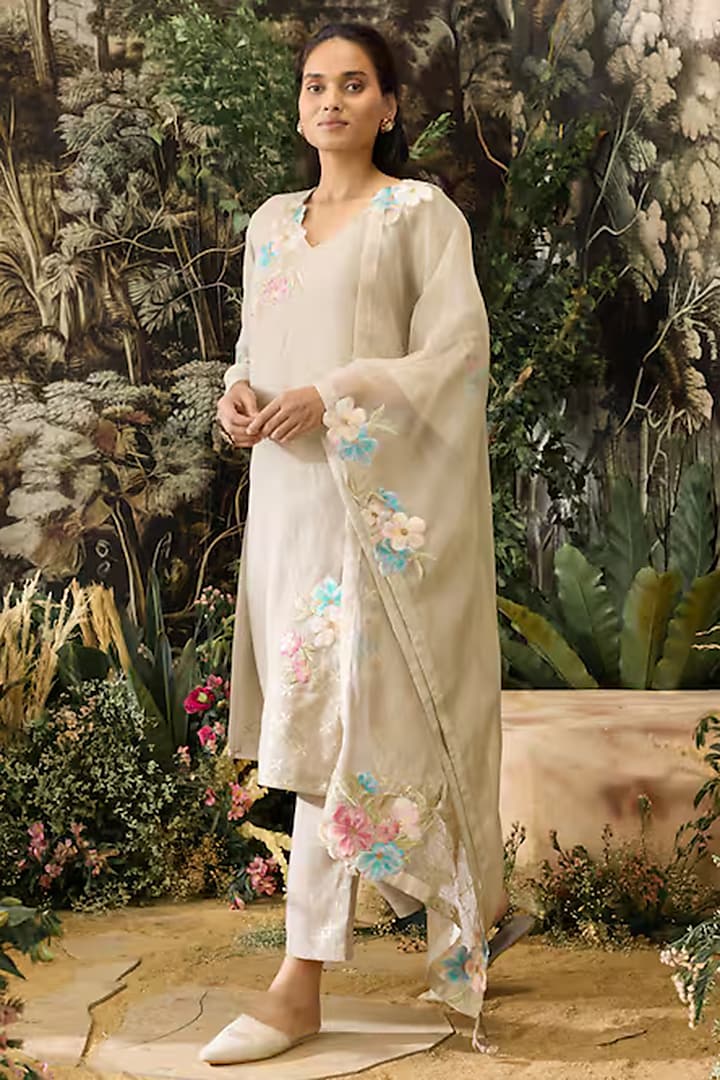 Natural Linen Floral Embroidered Kurta Set by Kaveri at Pernia's Pop Up Shop