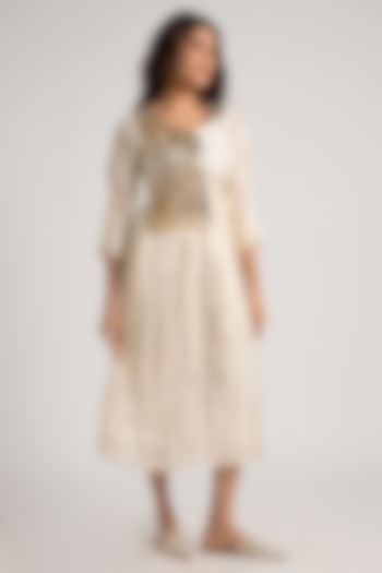 Off-White Linen Vacation Dress by Kaveri at Pernia's Pop Up Shop