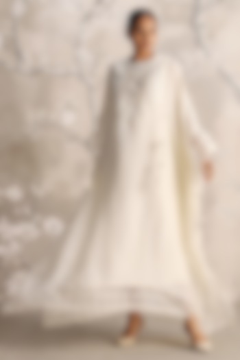 Off-White Linen Embroidered Kaftan by Kaveri at Pernia's Pop Up Shop