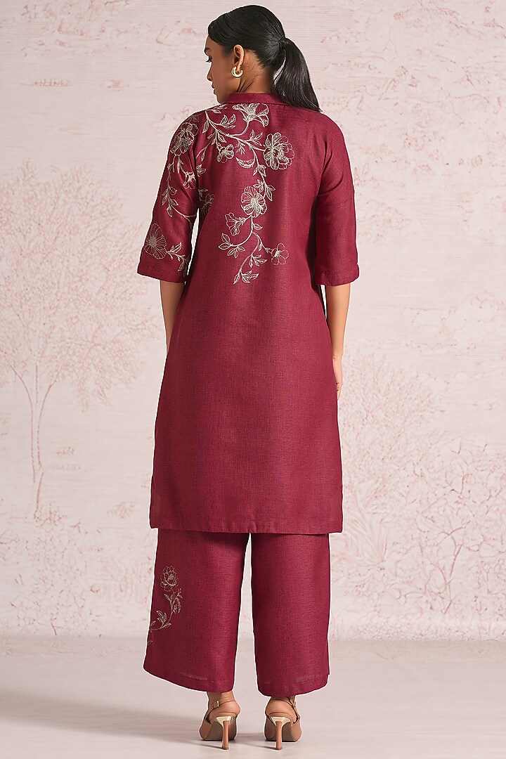 Merlot Linen Blend Floral Printed Kurta Set by Kaveri at Pernia's Pop Up Shop