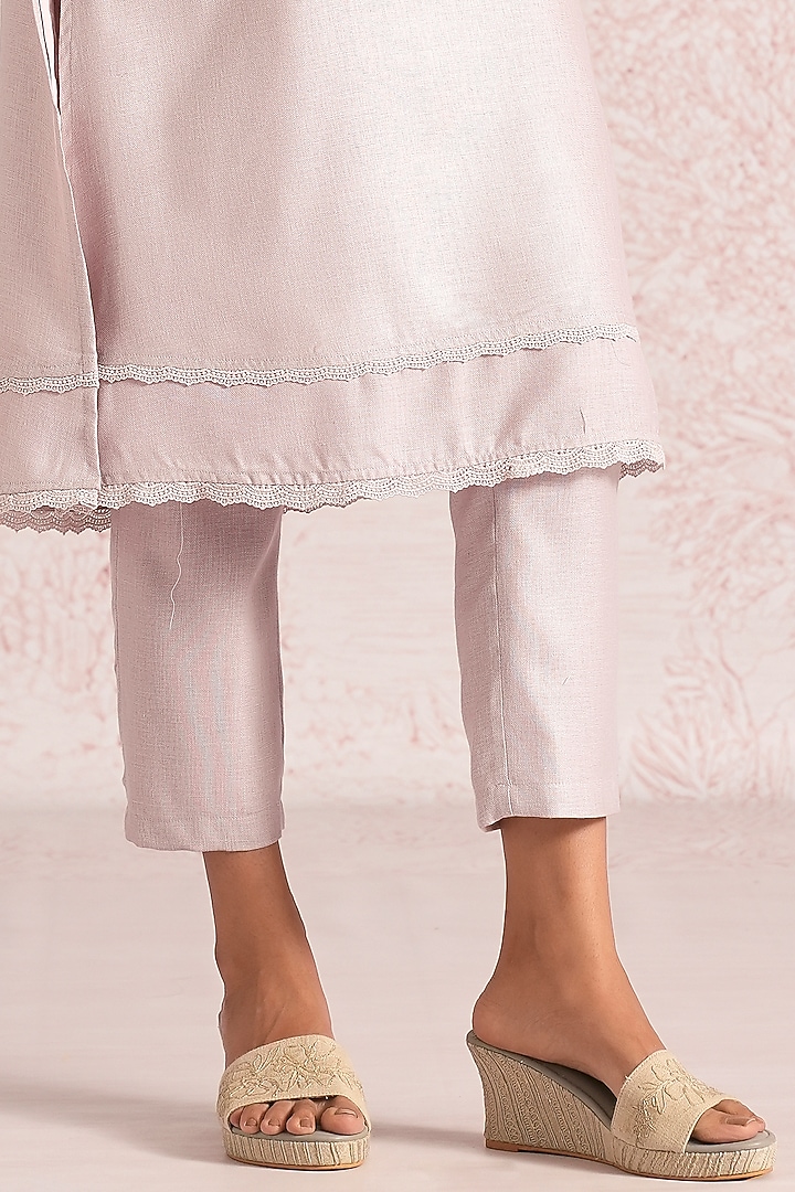 Mauve Linen Blend Floral Printed Kurta Set by Kaveri at Pernia's Pop Up Shop