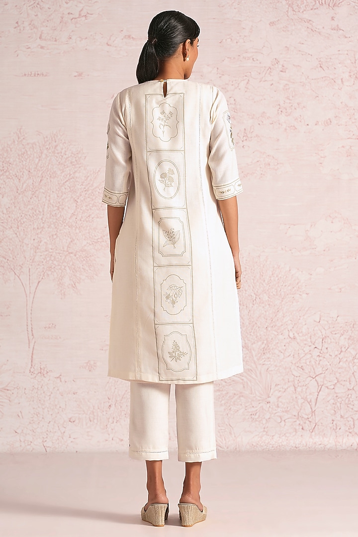 Off-White Linen Blend Printed & Embroidered Kurta Set by Kaveri at Pernia's Pop Up Shop