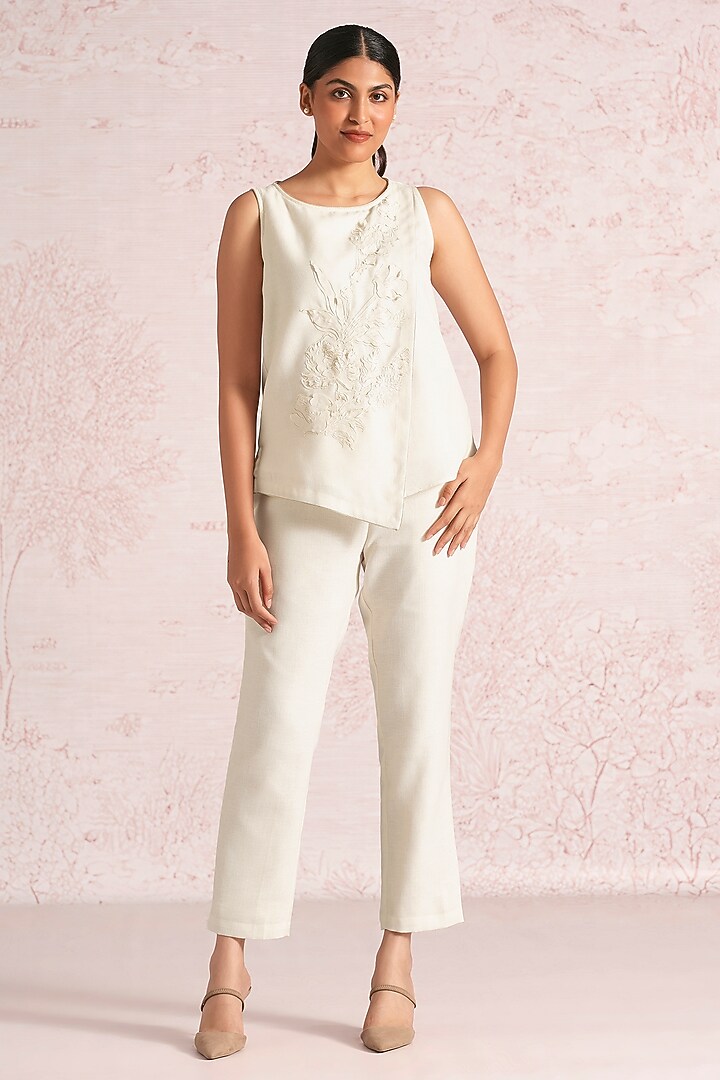 Off-White Linen Blend Floral Co-Ord Set by Kaveri at Pernia's Pop Up Shop