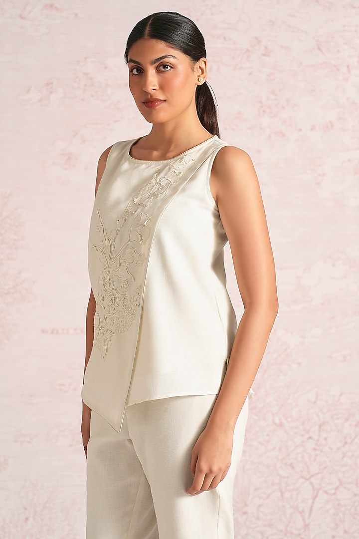 Off-White Linen Blend Floral Top by Kaveri at Pernia's Pop Up Shop