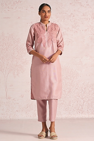Blush Pink Linen Blend Floral Straight Kurta Set by Kaveri