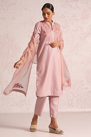 Blush Pink Linen Blend Floral Straight Kurta Set by Kaveri