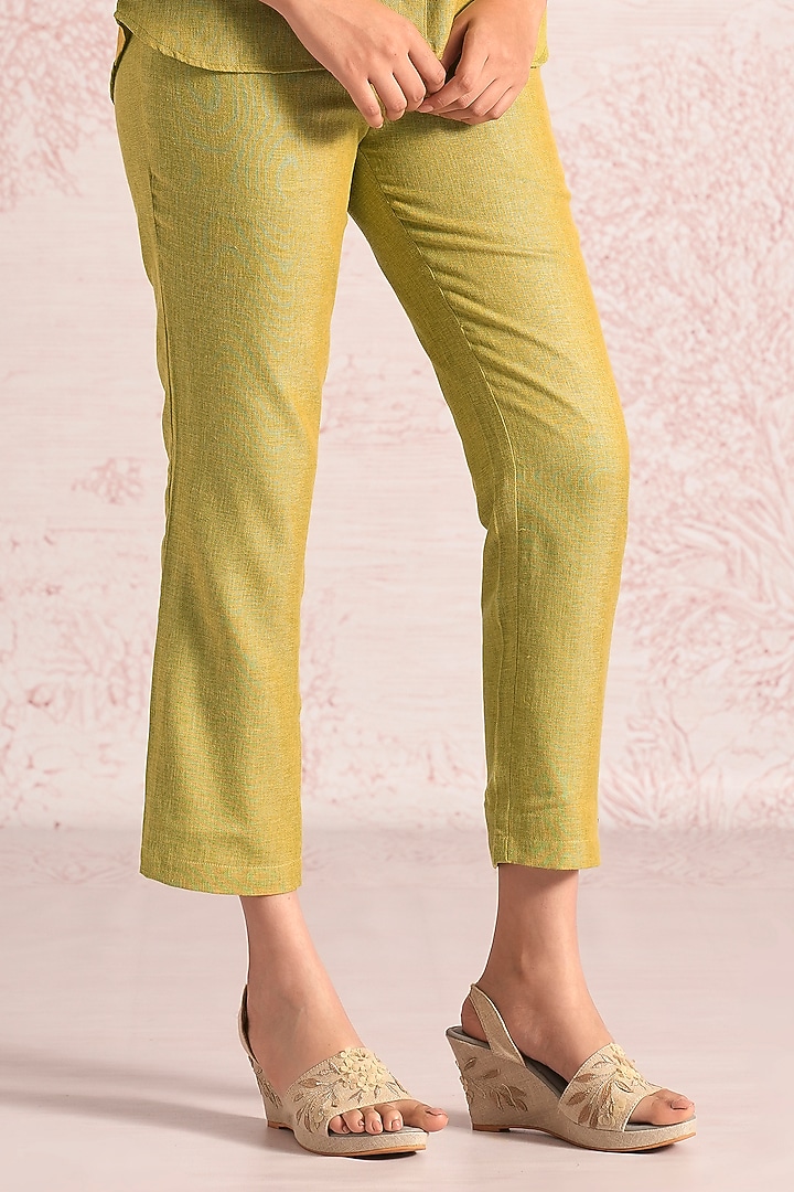 Pear Green Linen Blend Printed & Embroidered Co-Ord Set by Kaveri at Pernia's Pop Up Shop
