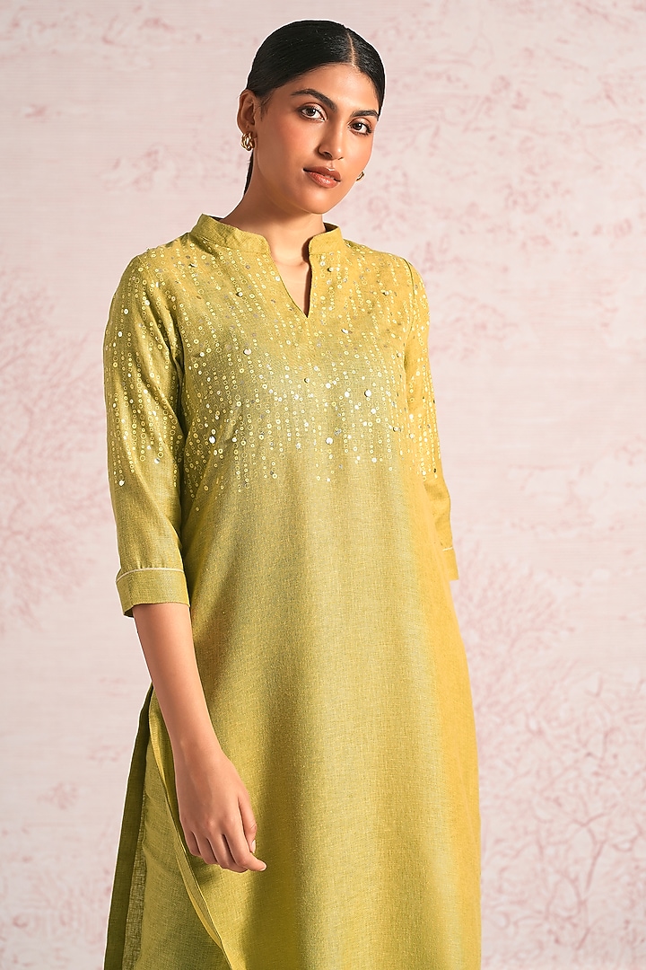 Pear Green Linen Blend Sequin Embroidered Kurta Set by Kaveri at Pernia's Pop Up Shop