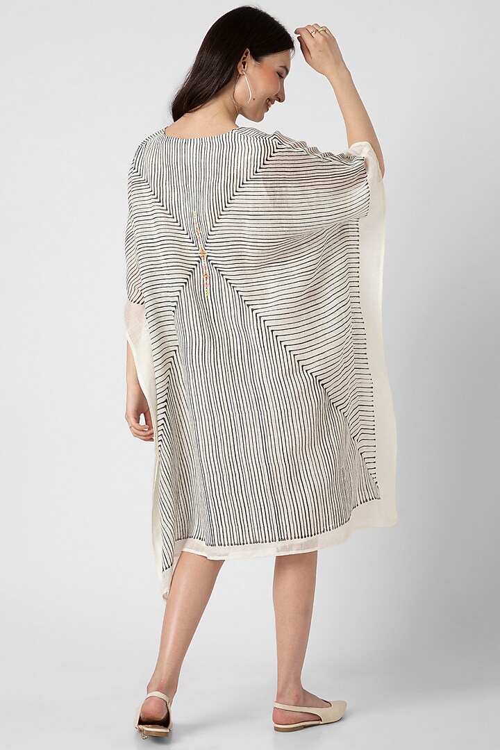 Off-White Linen Hand Screen Printed Kaftan Set by Kaveri at Pernia's Pop Up Shop