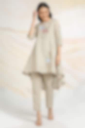 Natural Beige Linen Floral Hand Embroidered & Printed Top by Kaveri at Pernia's Pop Up Shop