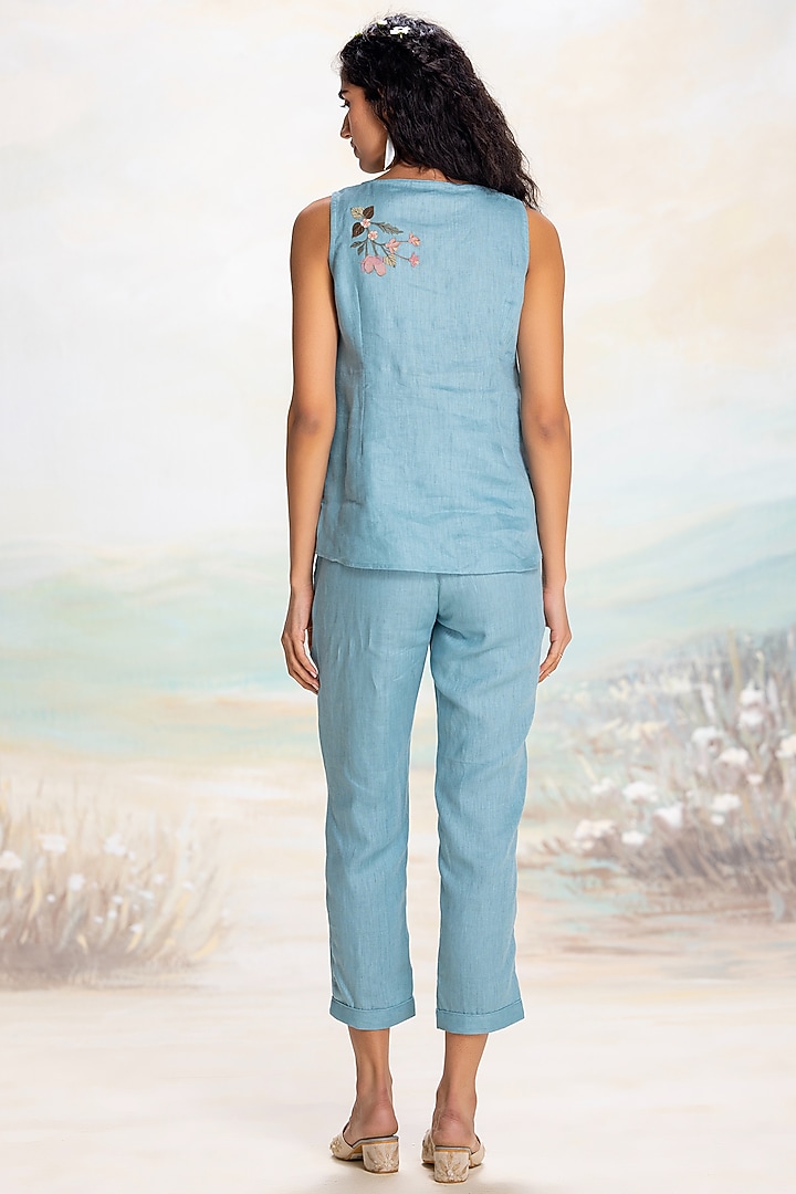Lake-Colored Linen Thread Embroidered Co-Ord Set by Kaveri at Pernia's Pop Up Shop