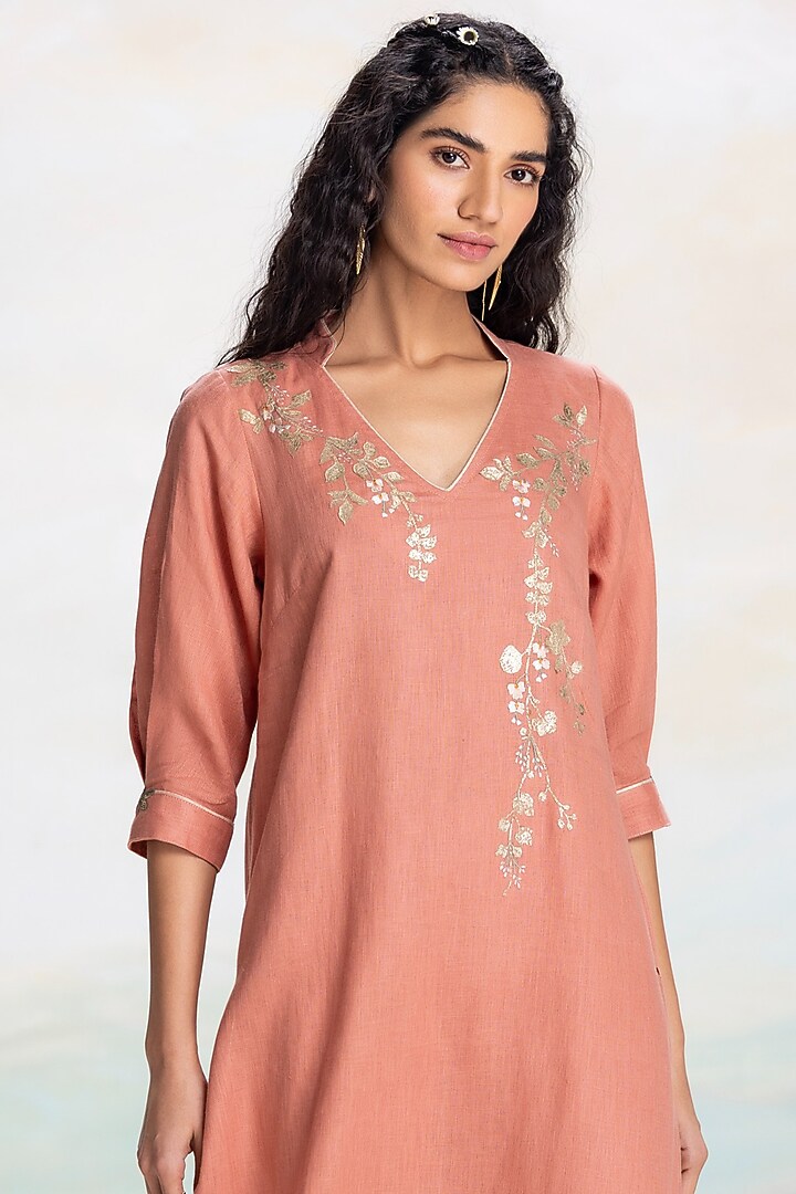 Peach Linen Embroidered Kurta Set by Kaveri at Pernia's Pop Up Shop
