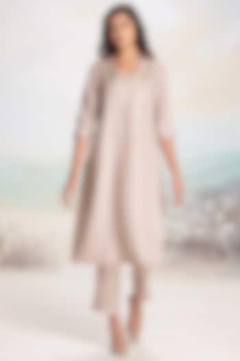 Cement Grey Linen Embroidered Kurta Set by Kaveri at Pernia's Pop Up Shop