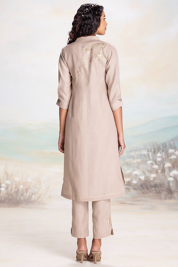 Cement Grey Linen Embroidered Kurta Set by Kaveri at Pernia's Pop Up Shop