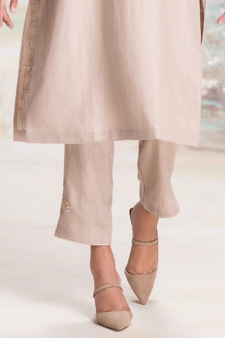 Cement Grey Linen Embroidered Kurta Set by Kaveri at Pernia's Pop Up Shop