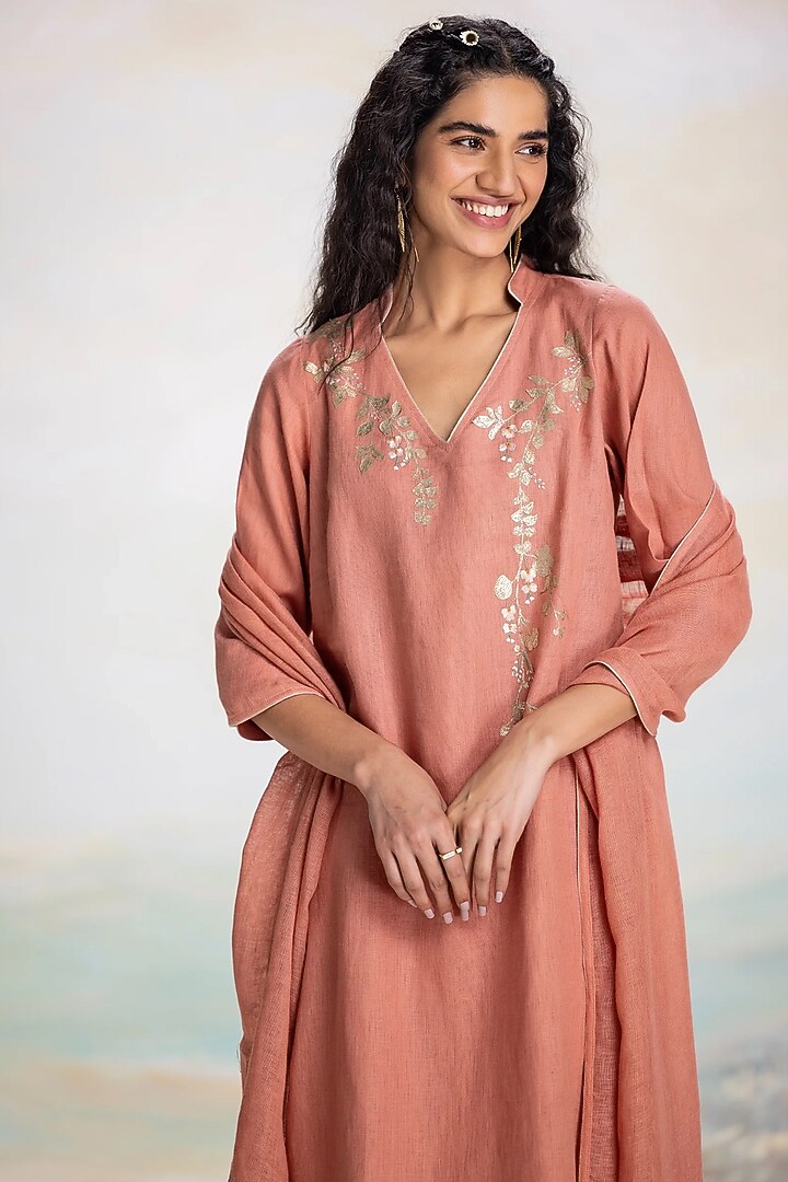 Peach Linen Embroidered Kurta Set by Kaveri at Pernia's Pop Up Shop