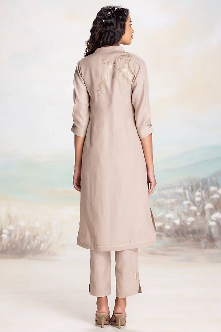 Cement Grey Linen Embroidered Kurta Set by Kaveri at Pernia's Pop Up Shop