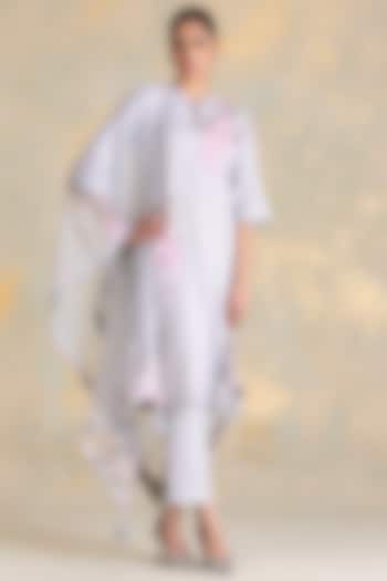 Smoke-Grey Linen Blend Screen Printed Kurta Set by Kaveri at Pernia's Pop Up Shop