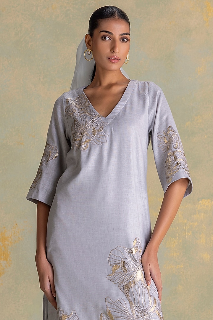 Smoke Grey Linen Blend Floral Printed Kurta Set by Kaveri at Pernia's Pop Up Shop