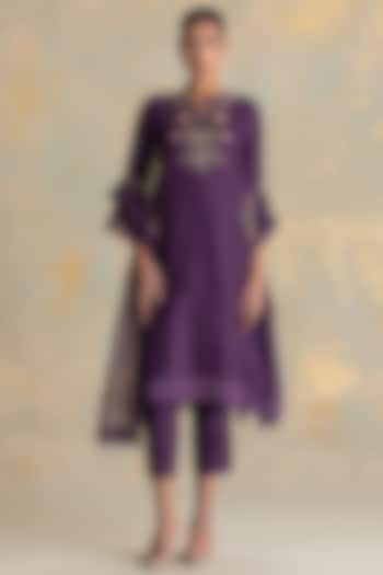 Aubergine Linen Blend 3D Floral Embroidered Tunic Set by Kaveri at Pernia's Pop Up Shop