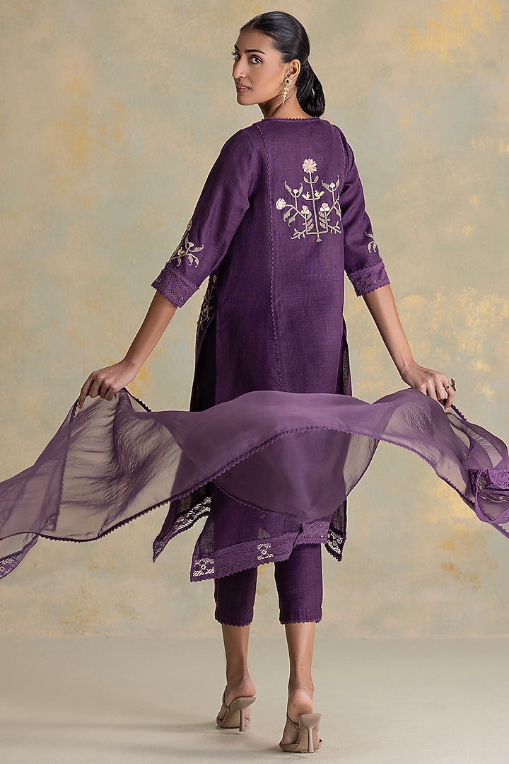 Aubergine Linen Blend 3D Floral Embroidered Tunic Set by Kaveri at Pernia's Pop Up Shop