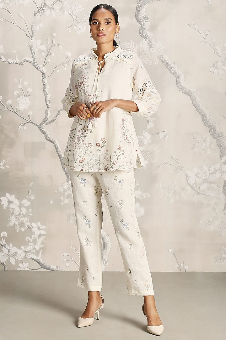 Off-White Linen Screen Printed Co-Ord Set by Kaveri at Pernia's Pop Up Shop