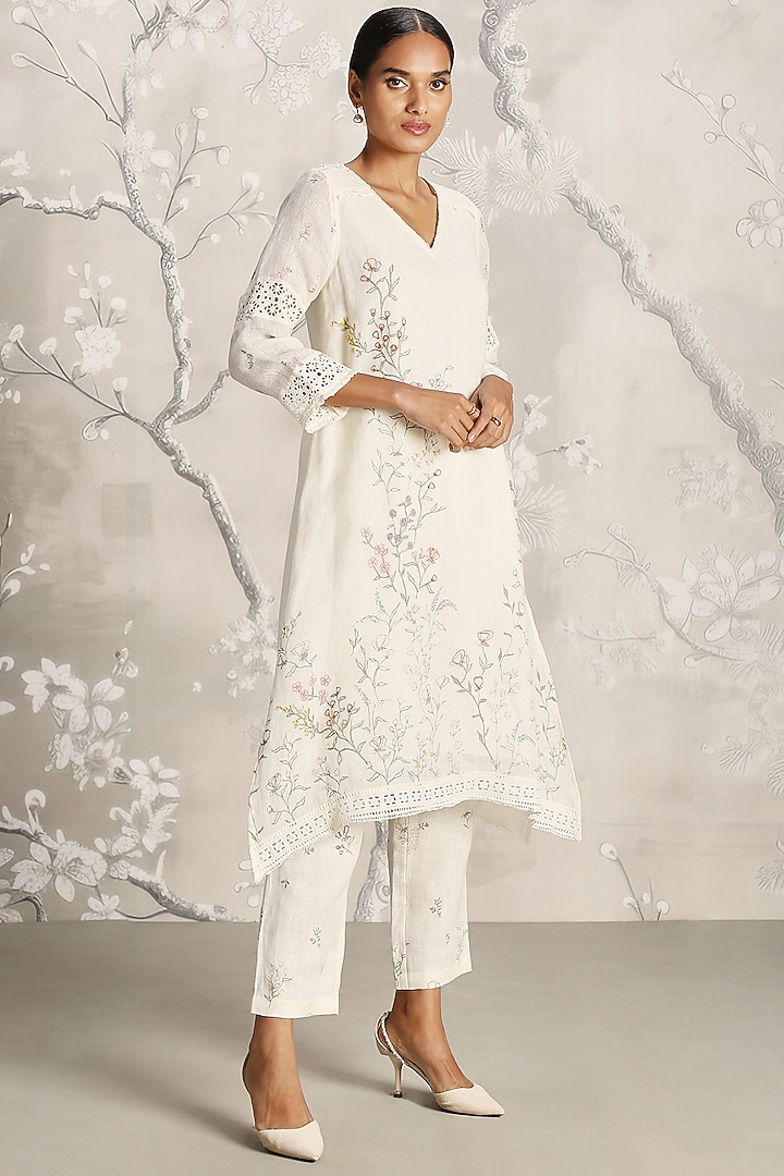 Off-White Linen Screen Printed Tunic Set by Kaveri at Pernia's Pop Up Shop