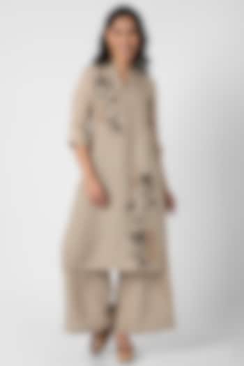 Natural Beige Linen Screen Printed & Hand Embroidered Kurta Set by Kaveri at Pernia's Pop Up Shop