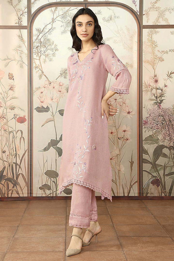 Quartz Linen Thread Hand Embroidered Tunic Set by Kaveri at Pernia's Pop Up Shop