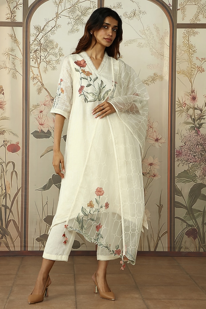 Off-White Linen Printed & Embroidered Tunic Set by Kaveri at Pernia's Pop Up Shop