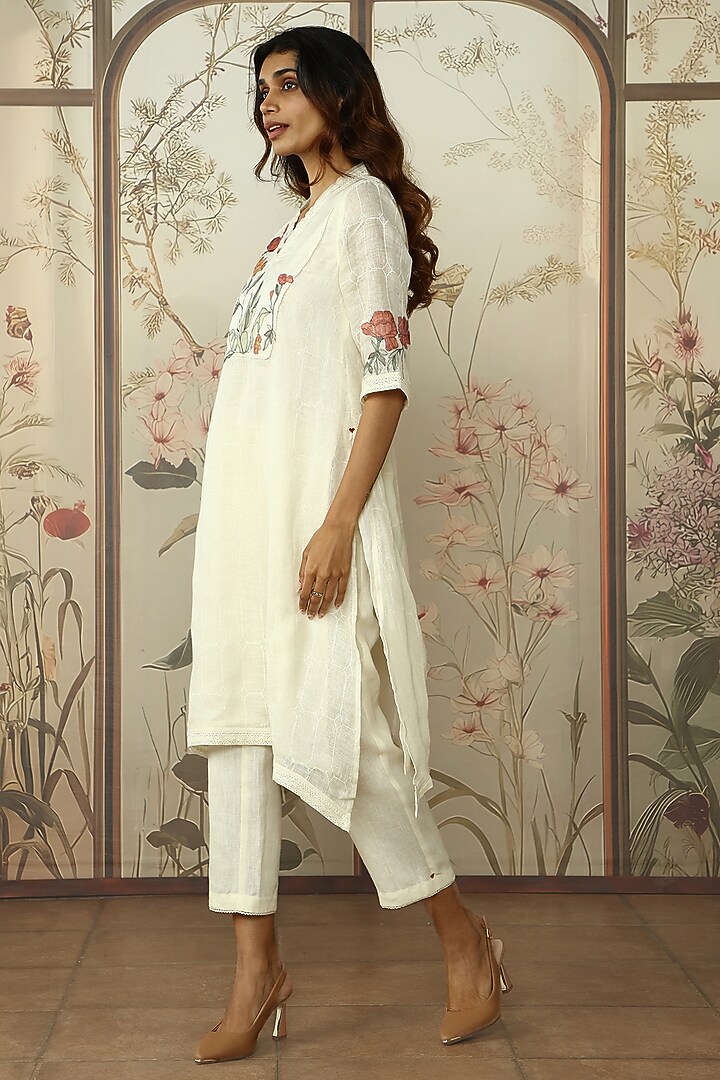 Off-White Linen Printed & Embroidered Tunic Set by Kaveri at Pernia's Pop Up Shop