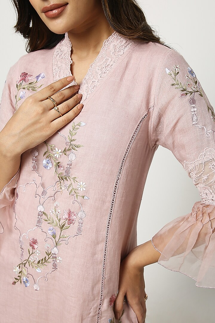 Rose Pink Linen Hand Embroidered Kurta Set by Kaveri at Pernia's Pop Up Shop