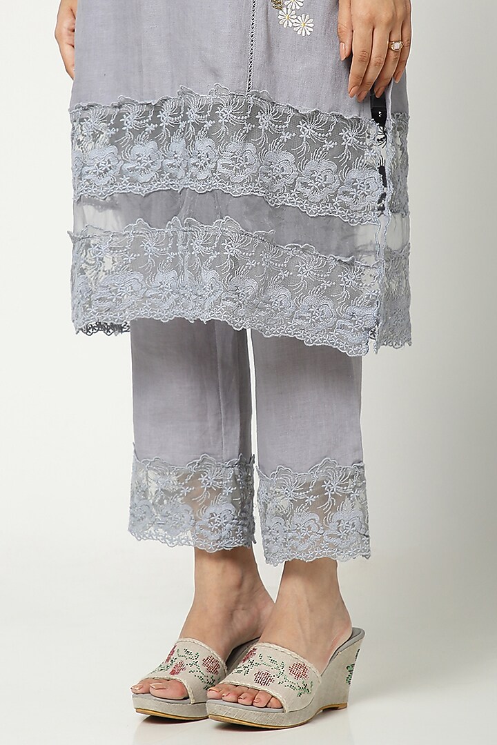 Shadow Blue Linen Hand Embroidered Kurta Set by Kaveri at Pernia's Pop Up Shop