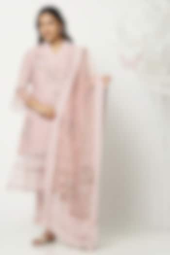 Rose Pink Linen Hand Embroidered Kurta Set by Kaveri at Pernia's Pop Up Shop
