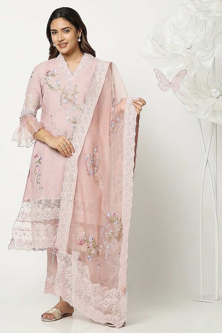 Rose Pink Linen Hand Embroidered Kurta Set by Kaveri at Pernia's Pop Up Shop