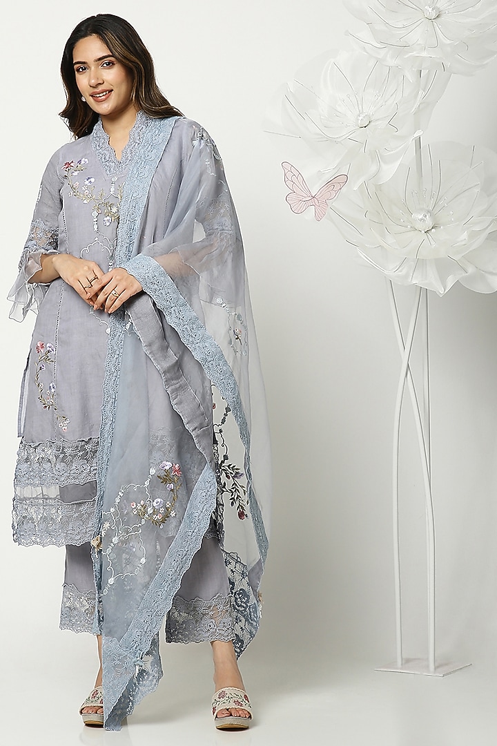 Shadow Blue Linen Hand Embroidered Kurta Set by Kaveri at Pernia's Pop Up Shop