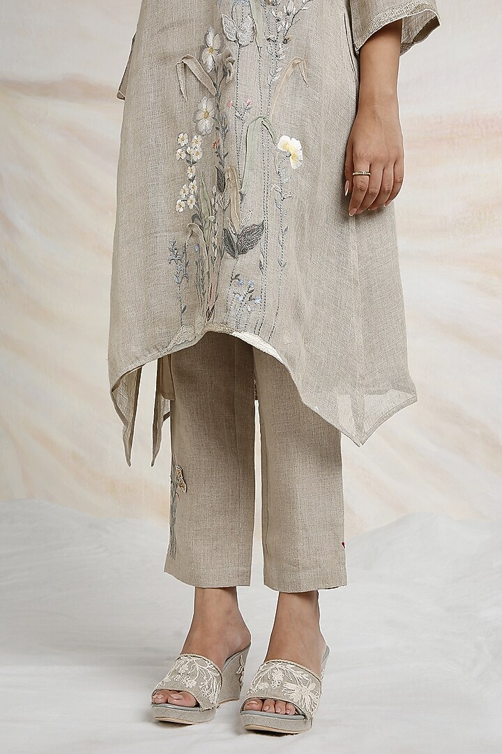 Natural Beige Linen Floral Hand Embroidered Kurta Set by Kaveri at Pernia's Pop Up Shop