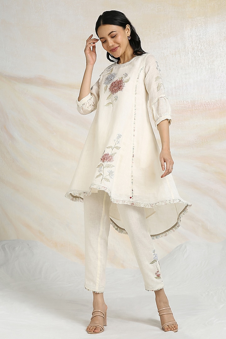 Off-White Linen Floral Hand Embroidered & Printed Co-Ord Set by Kaveri at Pernia's Pop Up Shop