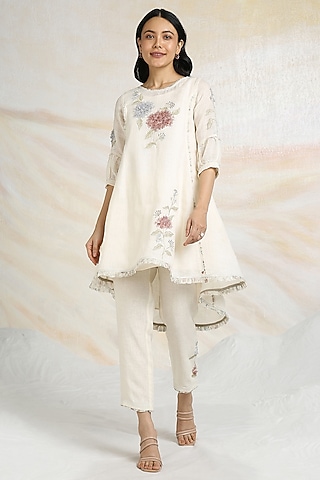 Off-White Linen Floral Hand Embroidered & Printed Top by Kaveri