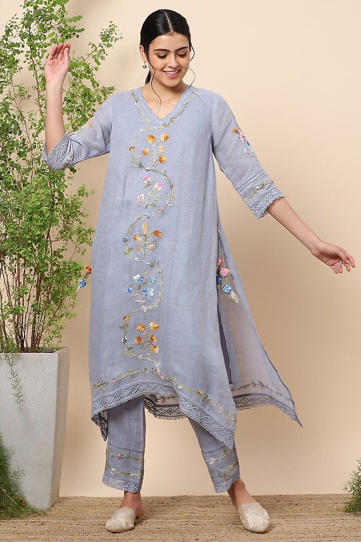 Star Embroidered Tunic by Kaveri